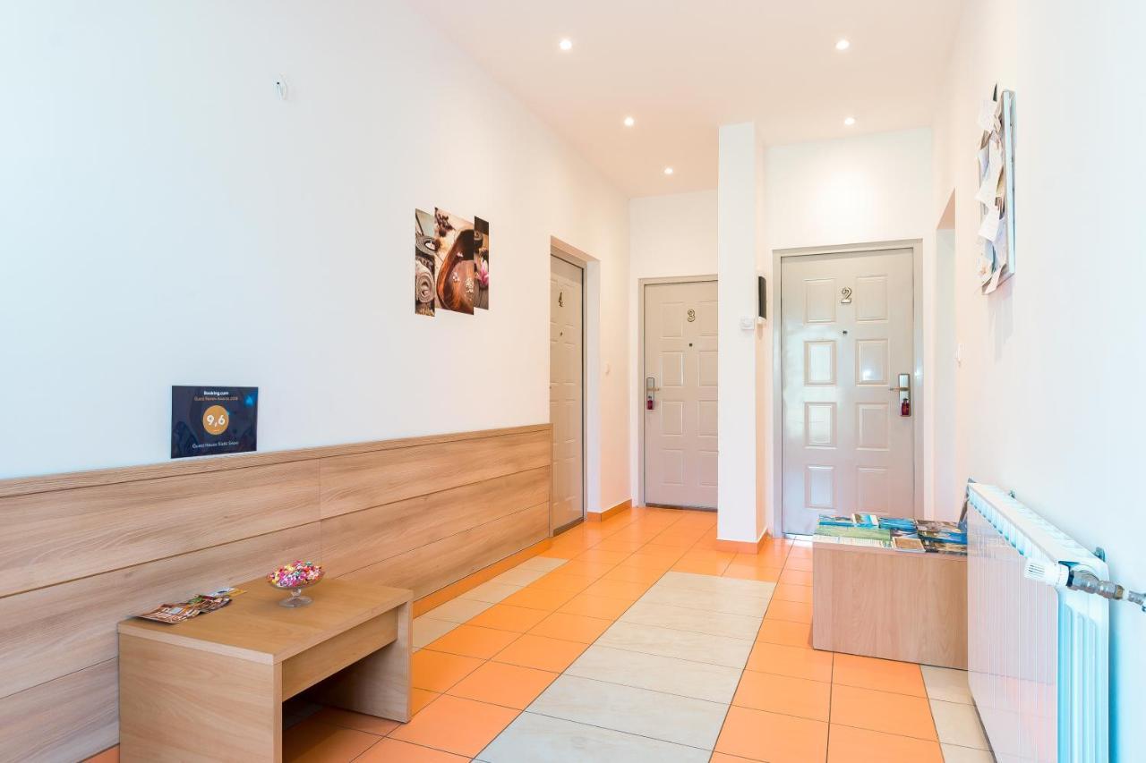 Guest House Slatki Snovi Knin Exterior foto